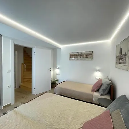 Apartment March Kontokali