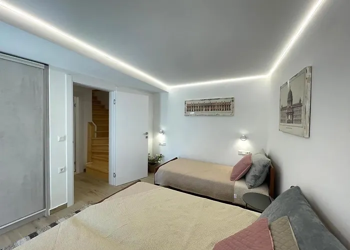 Apartament March Kontokali